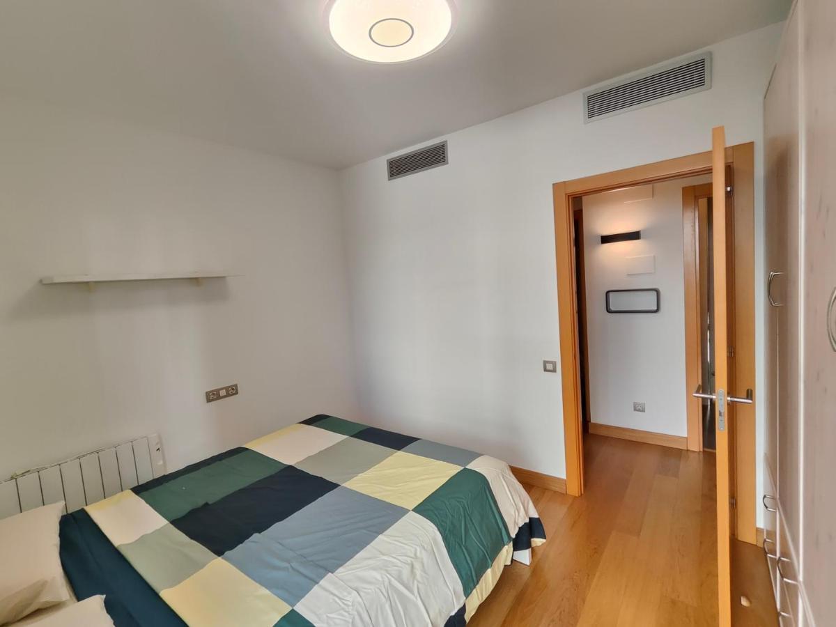 Family Apartment Forum Barcelona Bagian luar foto